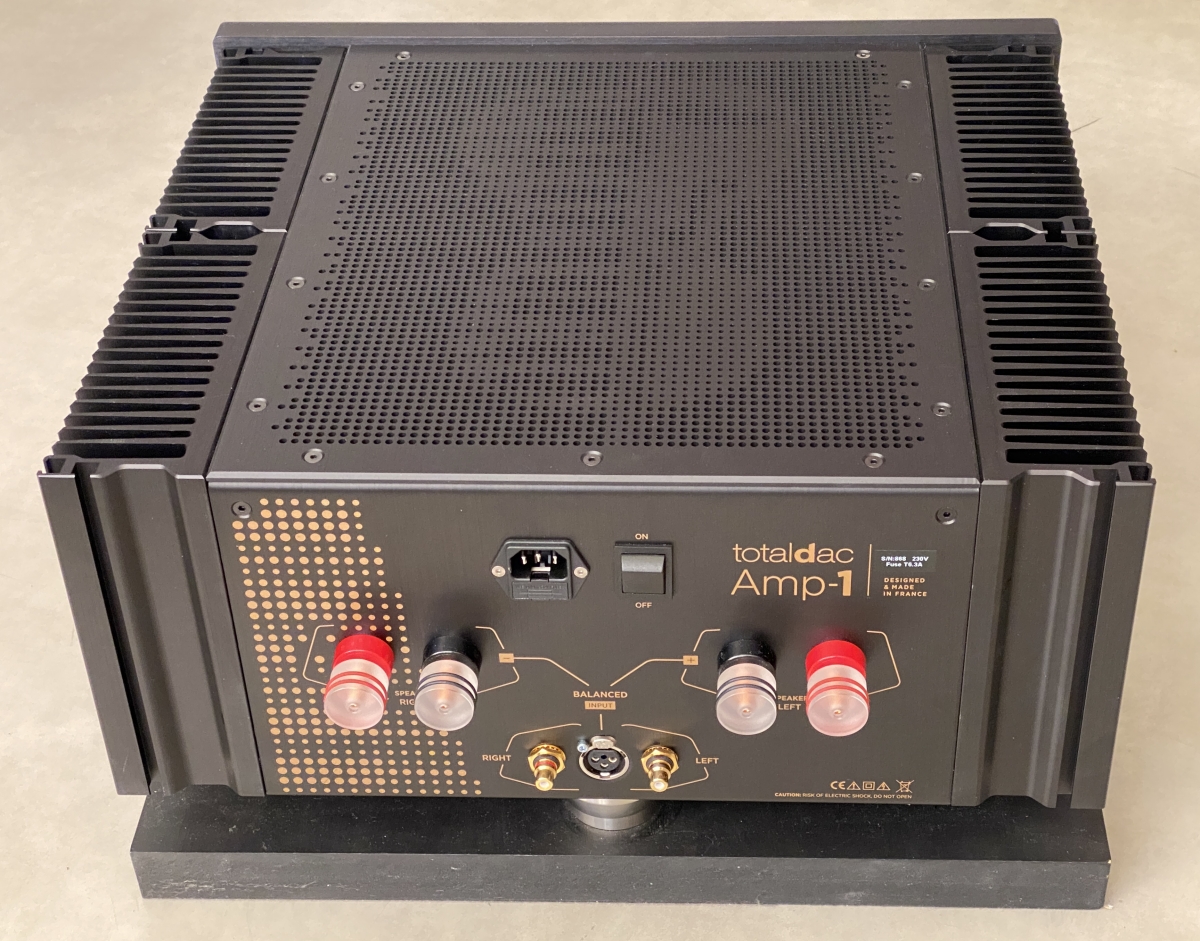 totaldac Amp-1 amplifier
