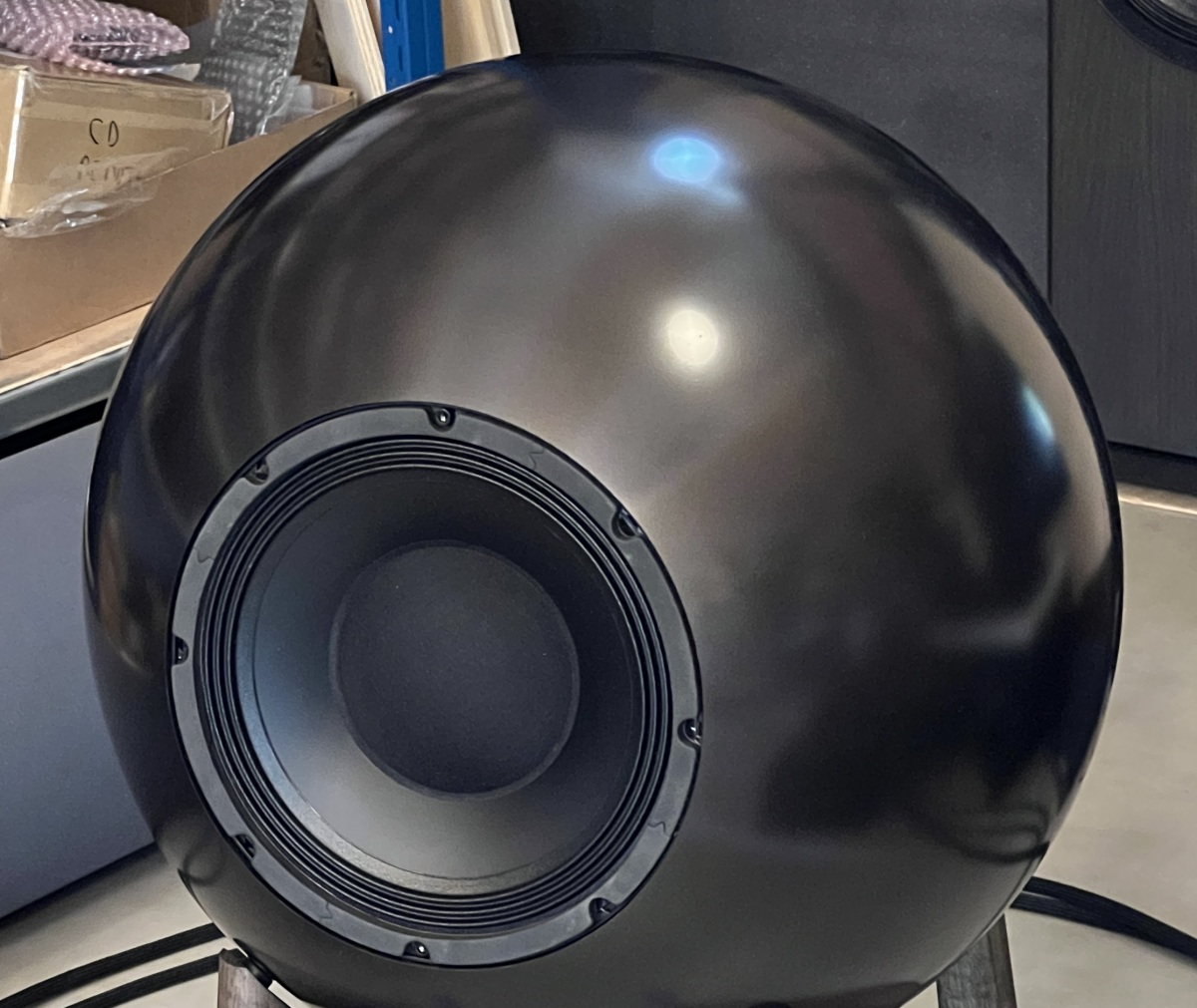 Totaldac Balloon speaker