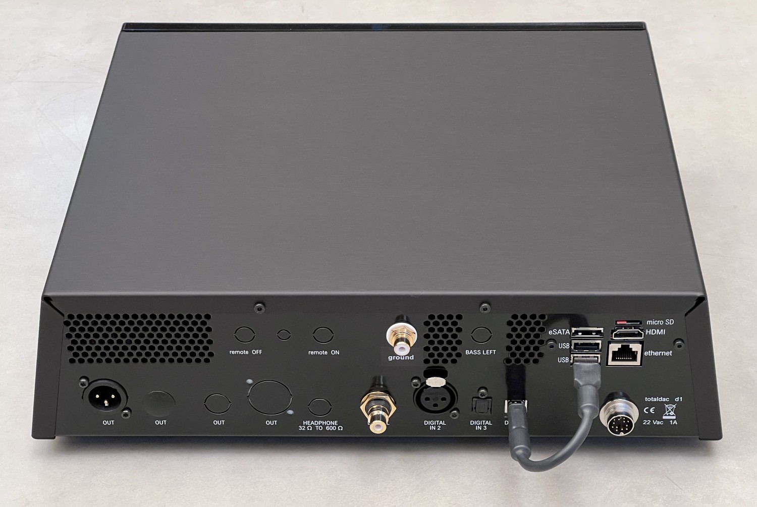 Totaldac d1-streamer-live rear